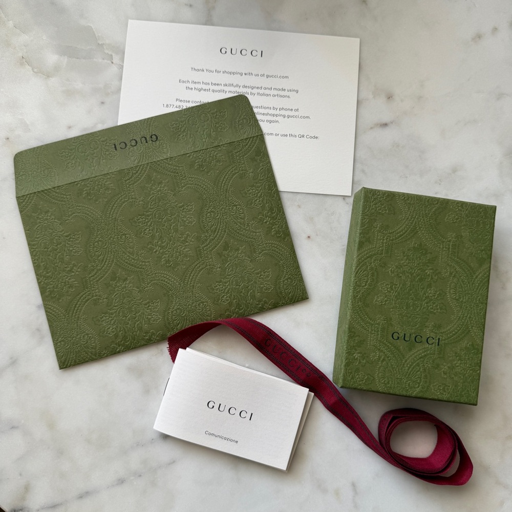 Authentic Gucci Green Gift Set with Red Ribbon